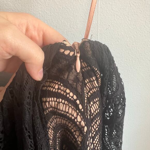 Dress the Population Violet One Shoulder Lace Sheath Dress NWT Size XLarge - Picture 5 of 9